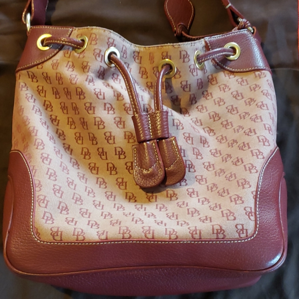 Dooney & bourke - Picture 5 of 5
